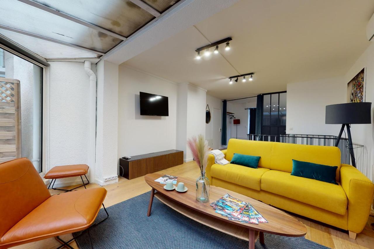 Superbe Loft Avec Patio - Tour Eiffel Apartment Paris Exterior foto